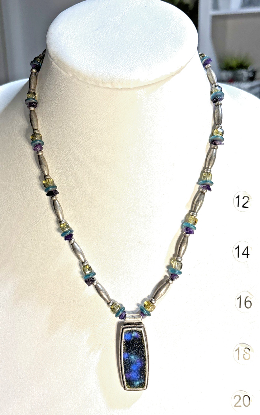 Chico’s Blue Iridescent Pendant Necklace Silver Tone Multicolor Beaded